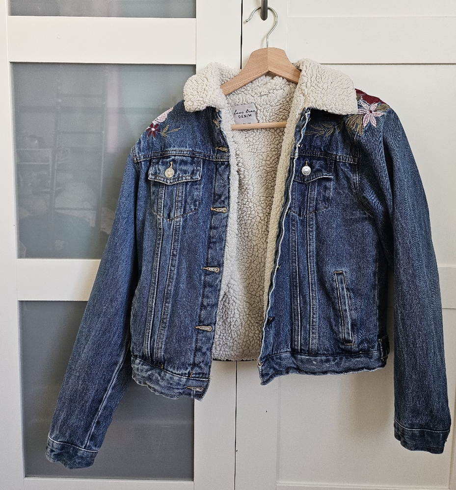 Denim warm jacket with flowers on it for kids.
